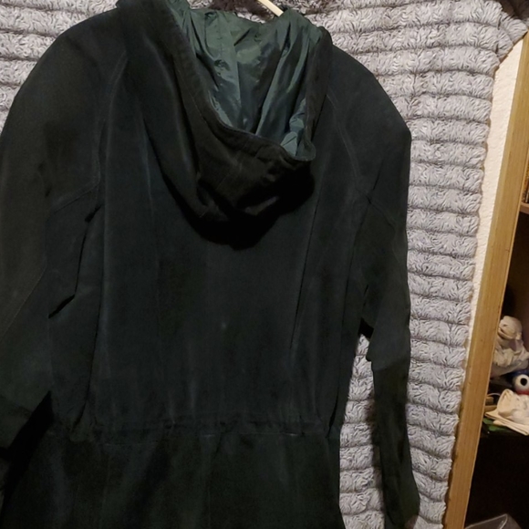 Hooded sweade coat - Picture 6 of 7